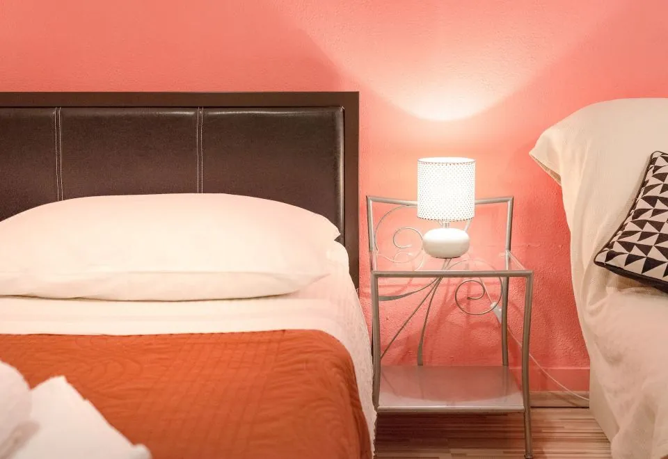 Damira Rooms