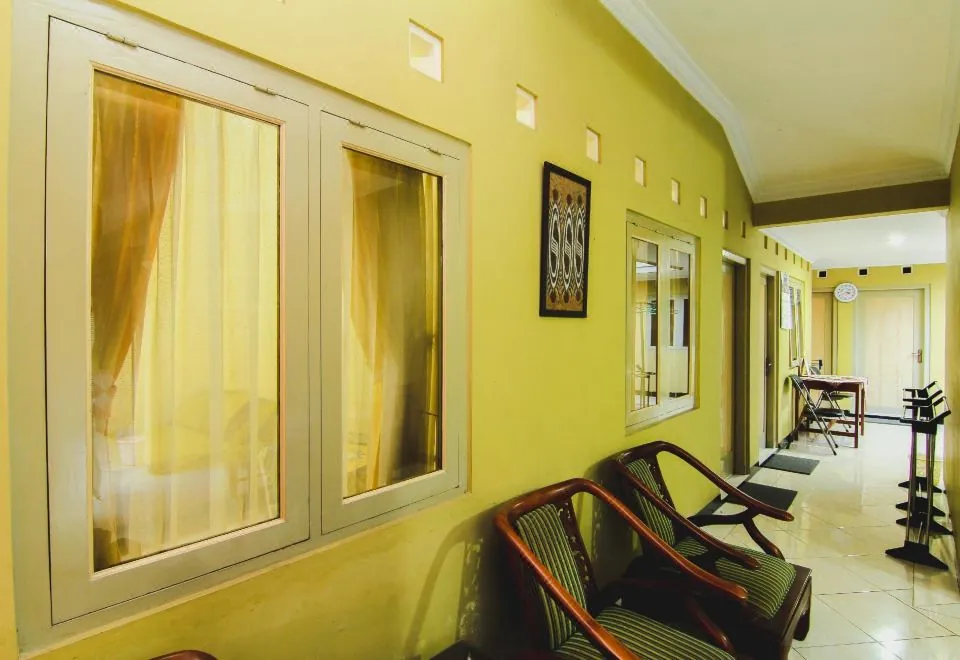 Griya Batik Giri Sekar Homestay
