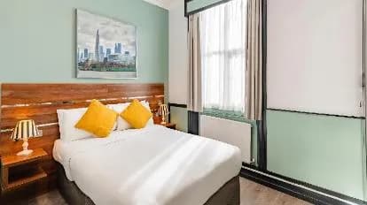 Huttons Hotel, Central London