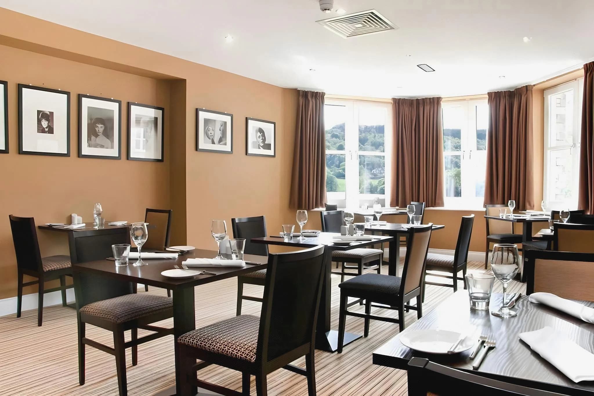 Huttons Hotel, Central London