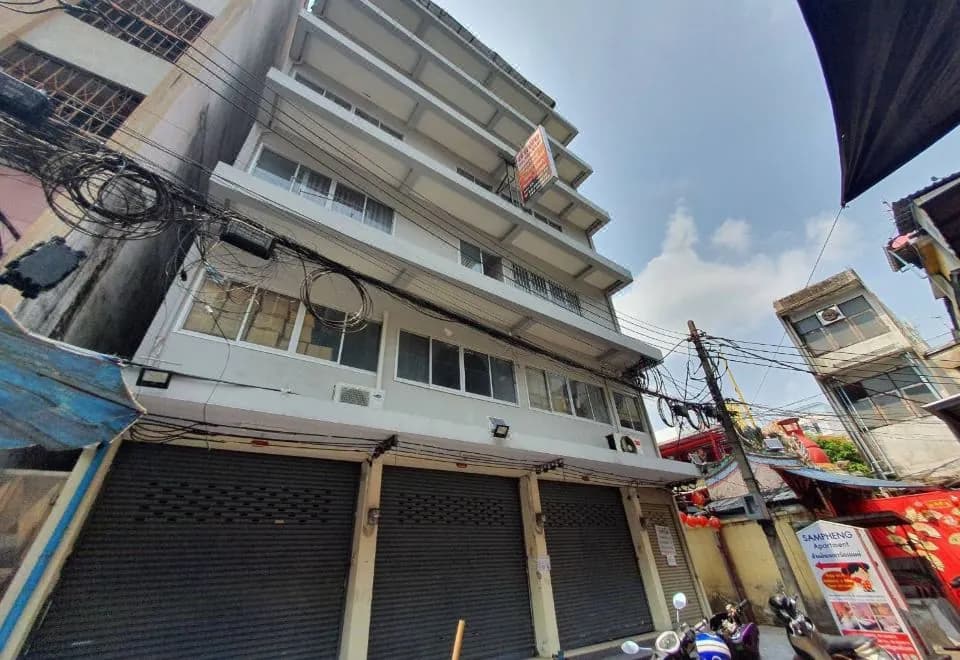 Sampheng Apartment