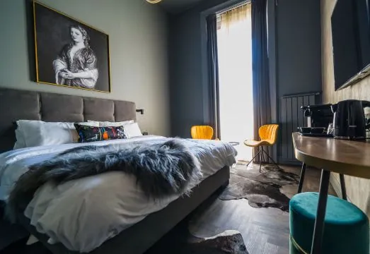 Leo Boutique Rooms