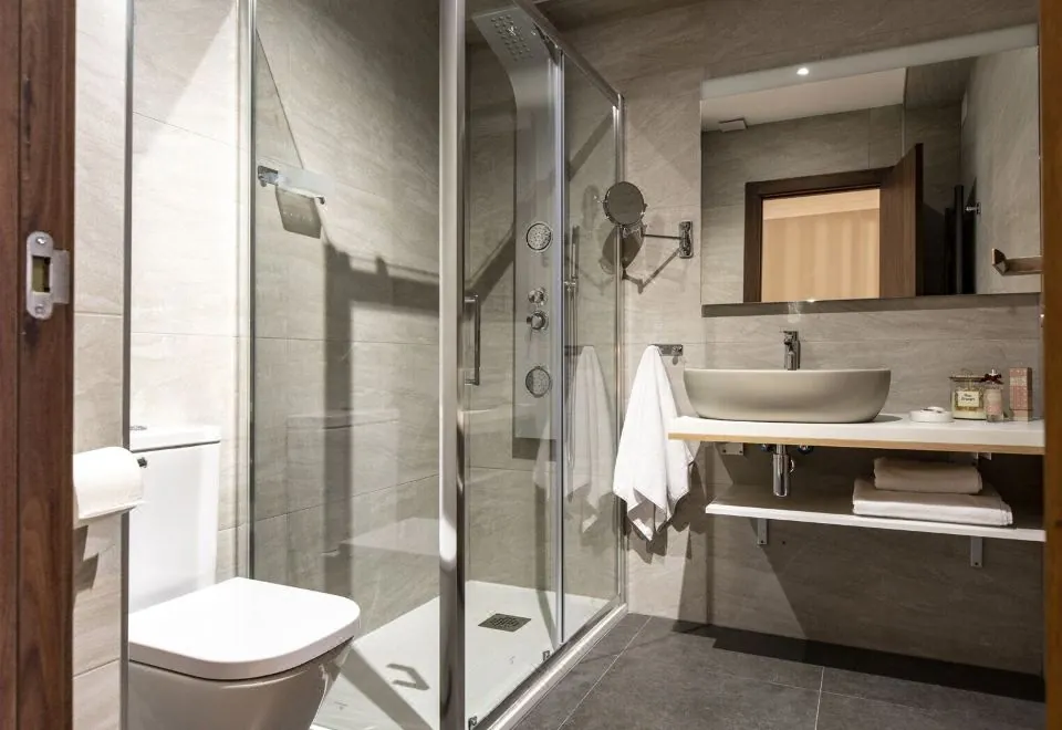 Real Segovia Apartments