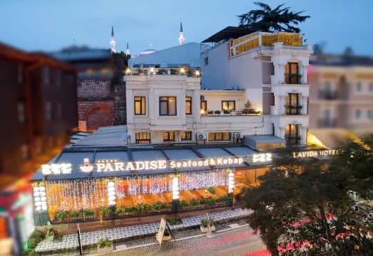 La Vida Hotel