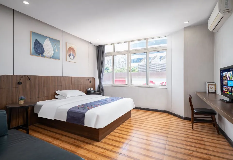 Zhiying · Star Travel Hotel (Guangzhou Wuyang Cun Subway Station)