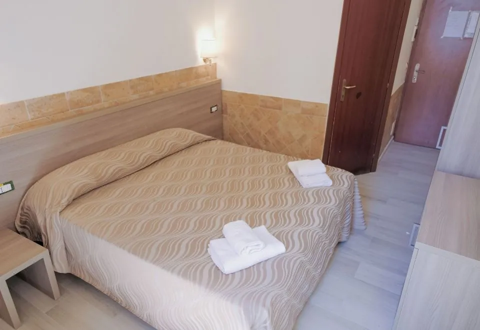 Hotel Alex Square