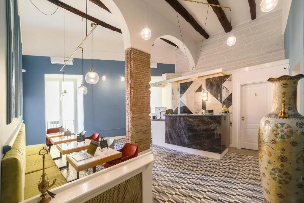 The Duomo House by House In Naples