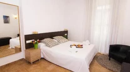 Living Valencia Apartments - Merced