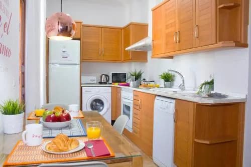 Living Valencia Apartments - Merced