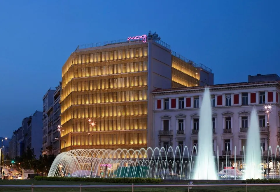 Moxy Athens City, a Marriott Hotel