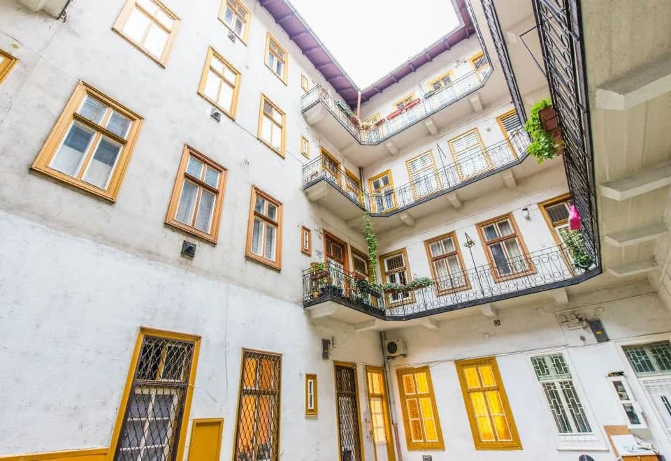 Happy Home Budapest Joy