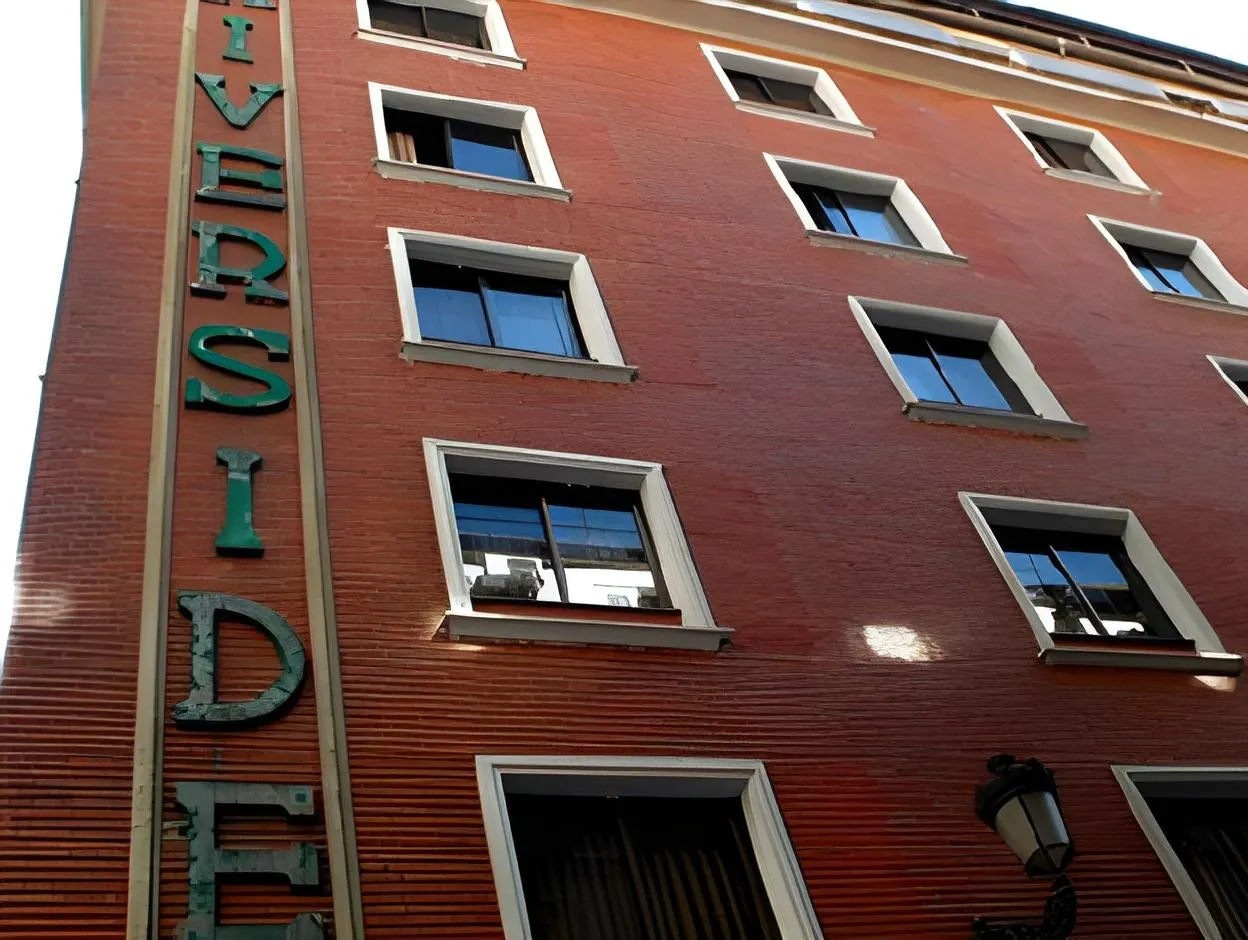 Senorial Hotel