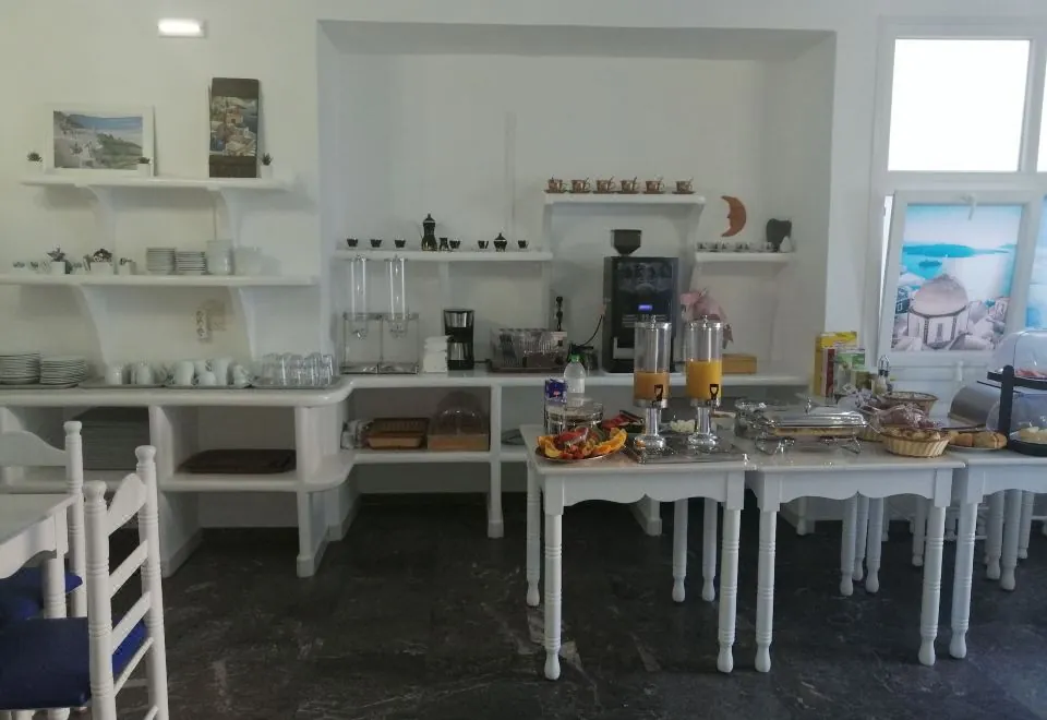 Cyclades Hotel