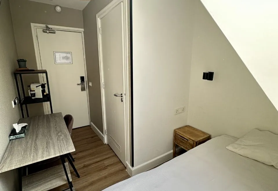 Hotel Vondel Garden City Centre
