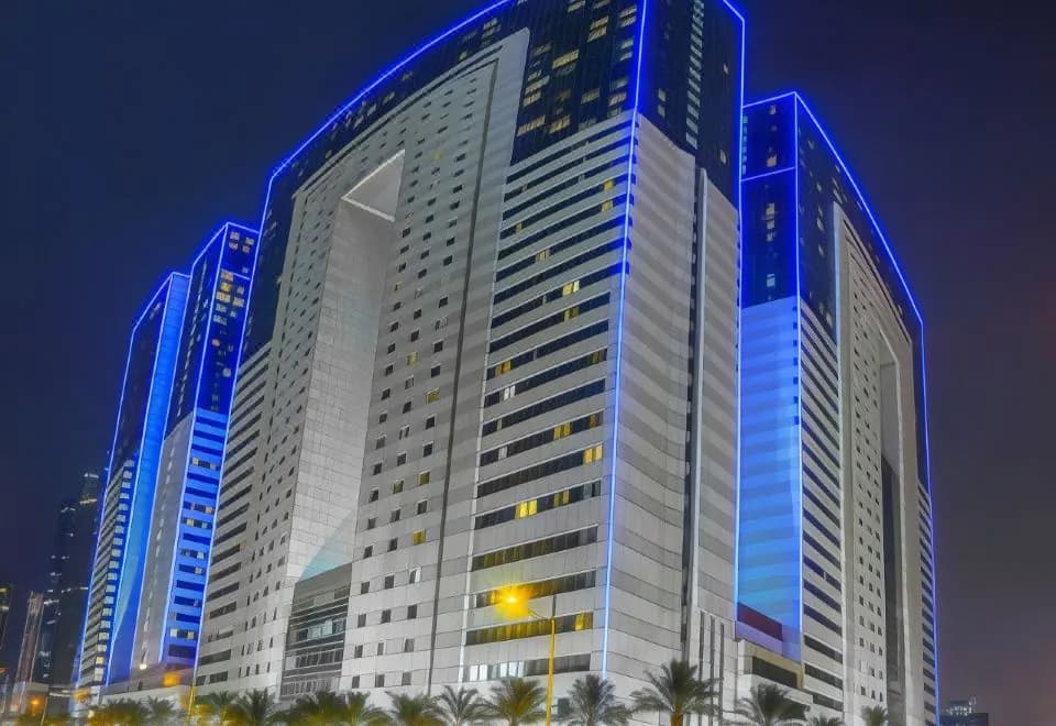 Ezdan Hotel, Residences