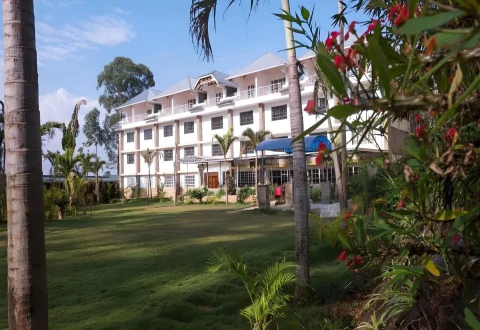 Hotel Tobriana