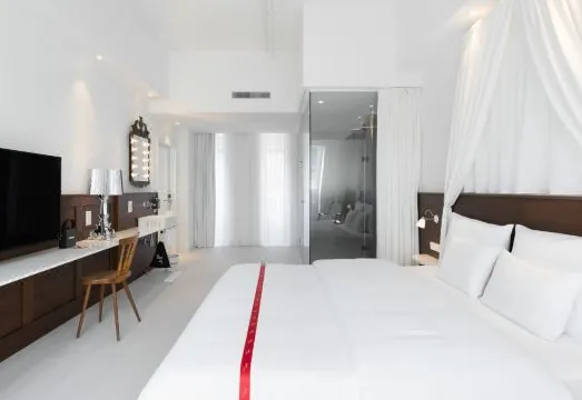 Ruby Rosi Hotel Munich