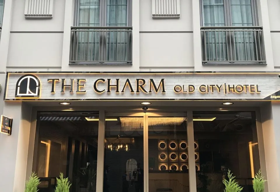 The Charm Hotel - Old City