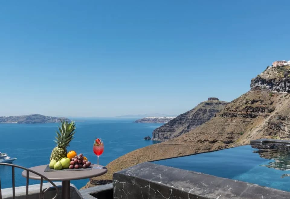 Andronis Honeymoon