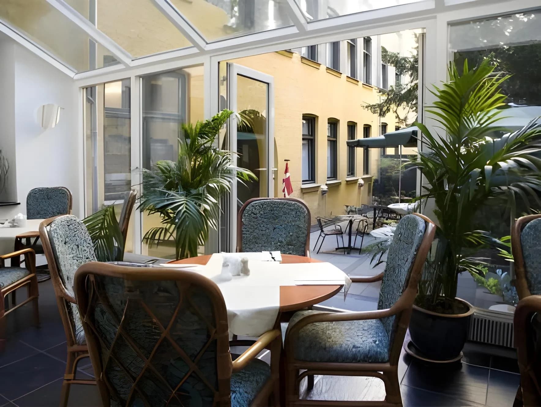 City Hotel Nebo
