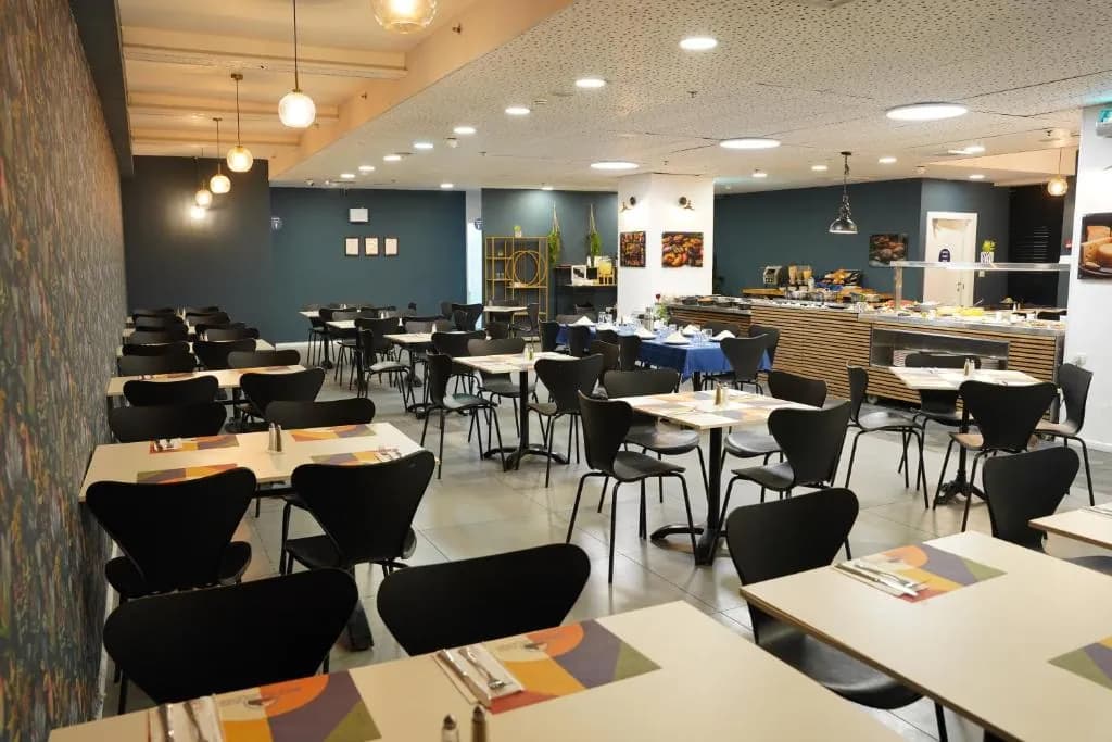 Rimonim Shani Hotel