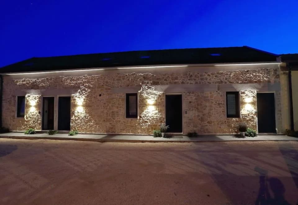 Guverna New City Accommodation