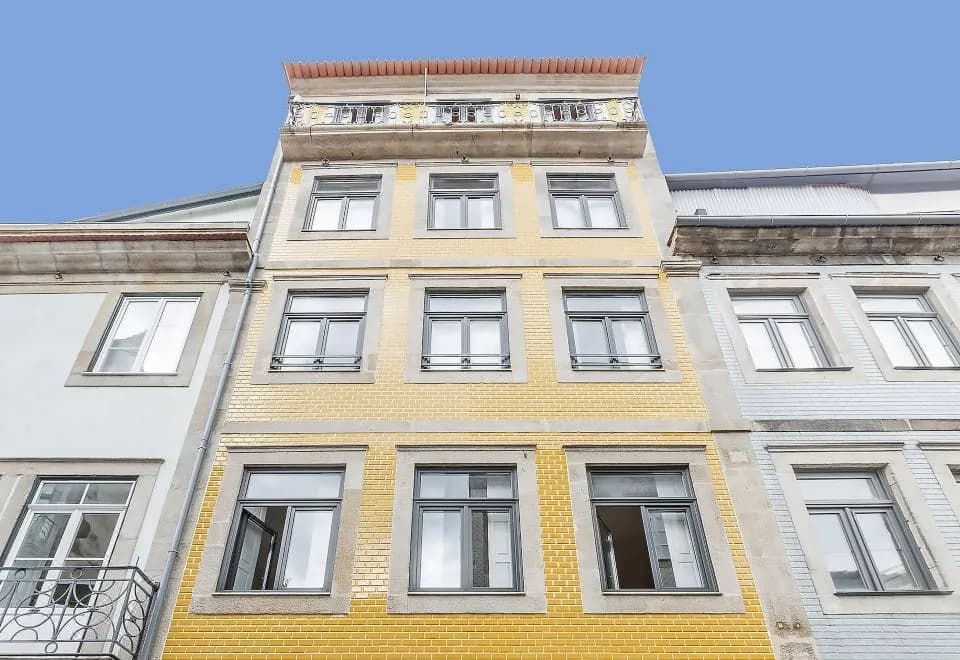 Oporto Street Sá de Noronha