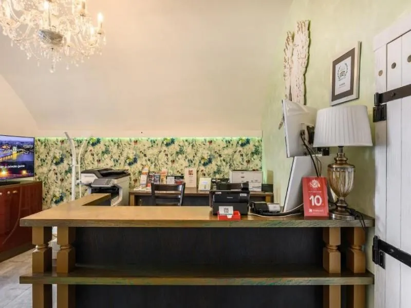 Maison Bistro & Hotel