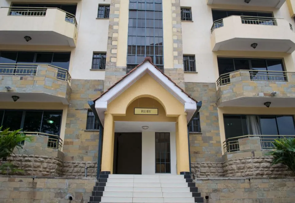 Gramo Suites