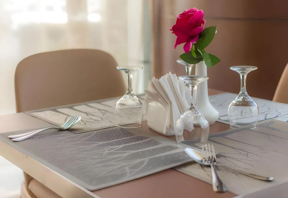 Almuhaidb Faisaliah Hotel Suites