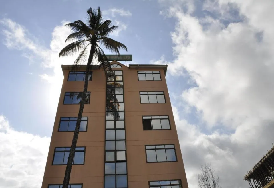 Rich Hotel
