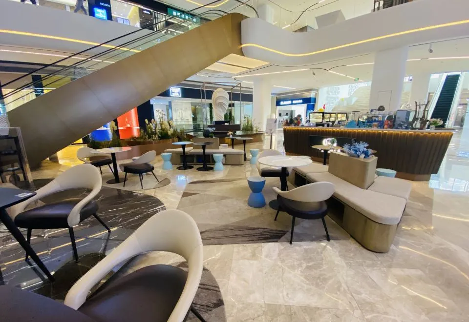 Guangzhou Ideal Ju Light Luxury Apartment (Financial City Keyun Road Subway Station Branch)