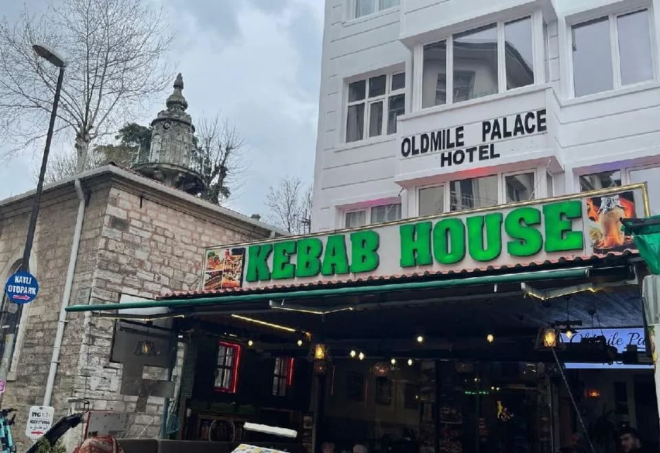 Oldmile Palace Hotel