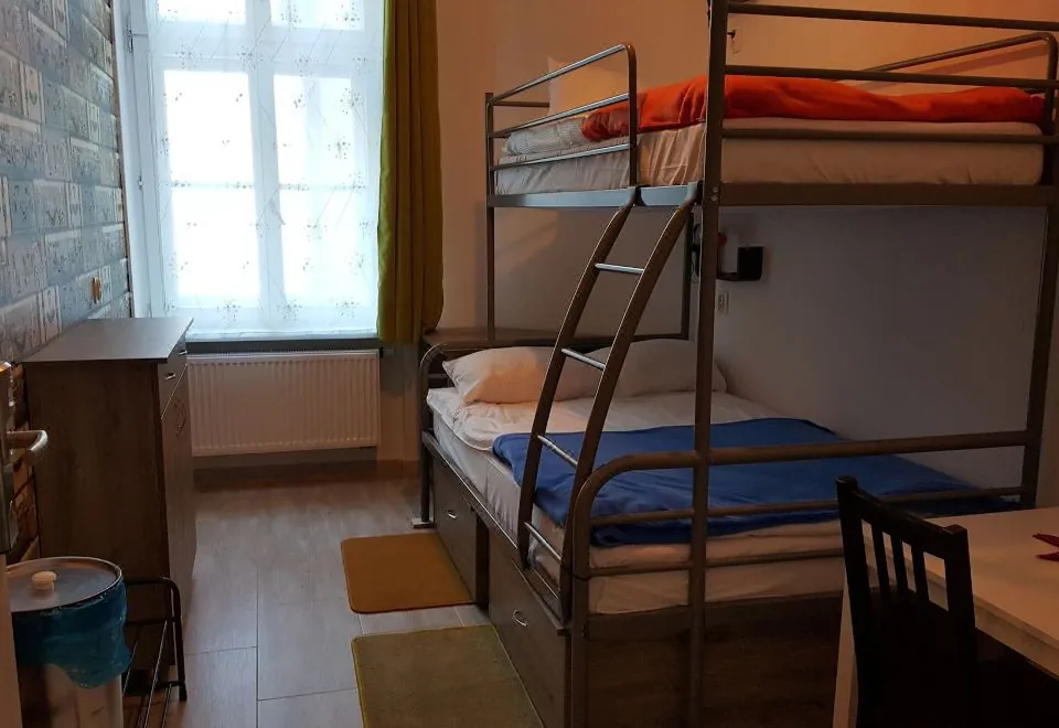 Hostel Lwowska 11