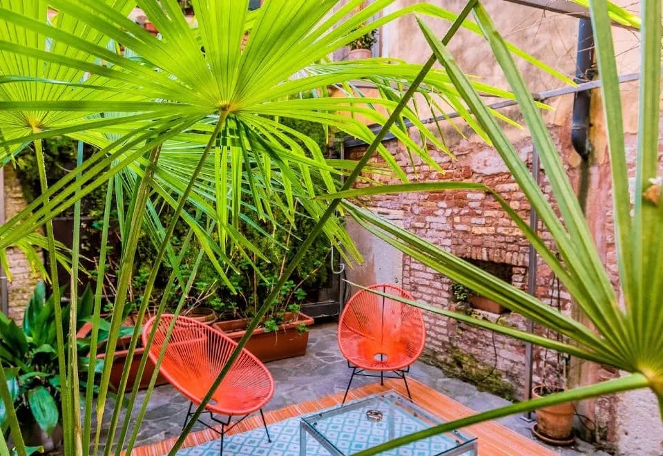 Avogaria 5 Rooms