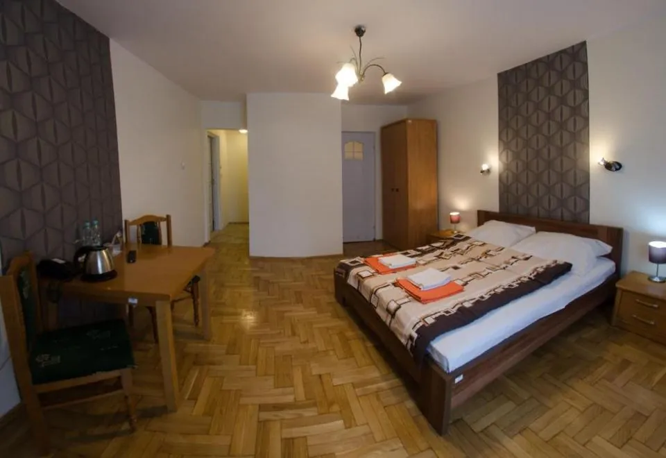 Brama Hostel