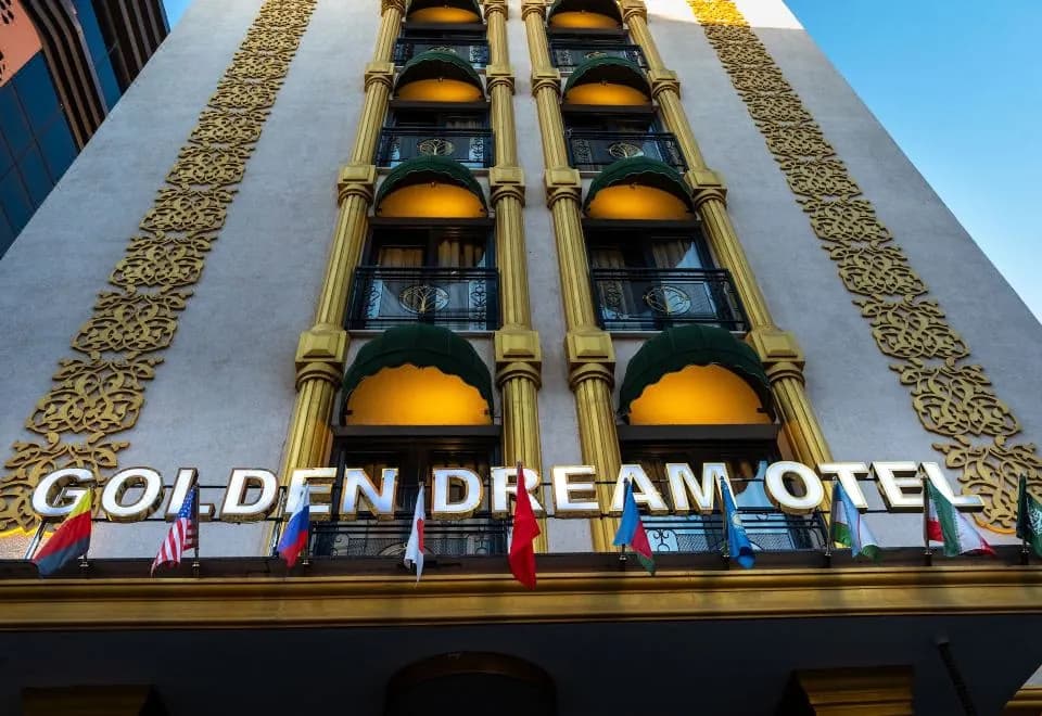 Golden Dream Hotel
