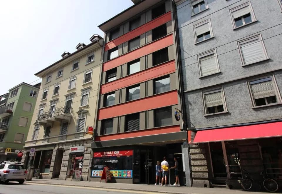Swiss Star Longstreet - Contactless Self Check-IN