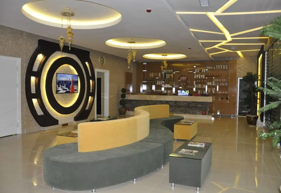 Elips Royal Hotel & Spa