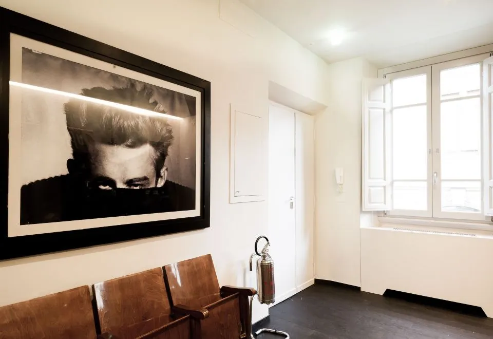 Arnobio Florence Suites
