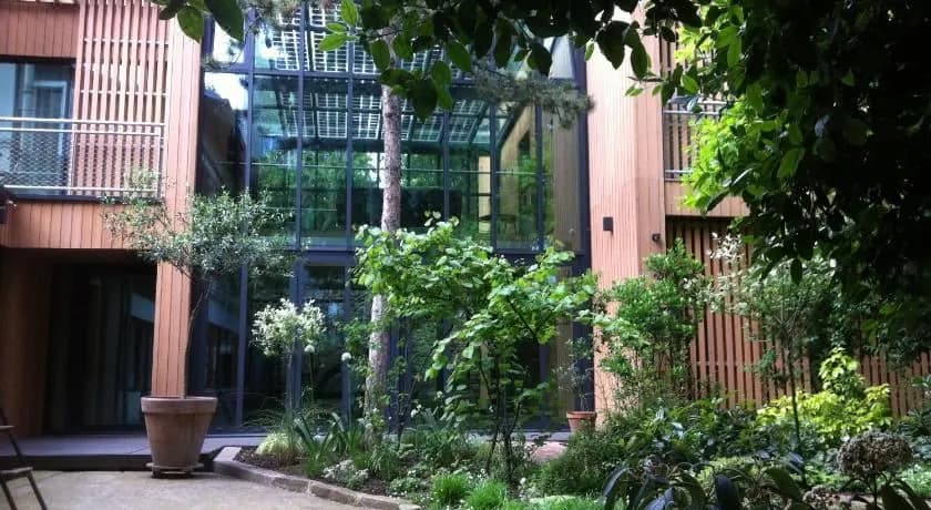 Eden Lodge Paris