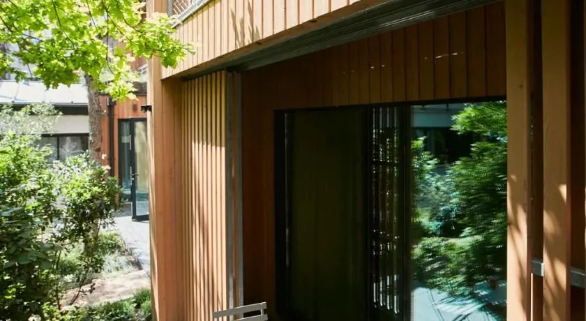 Eden Lodge Paris