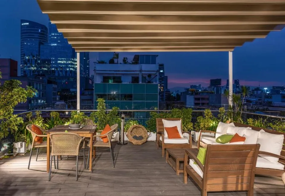 Reforma Guest House