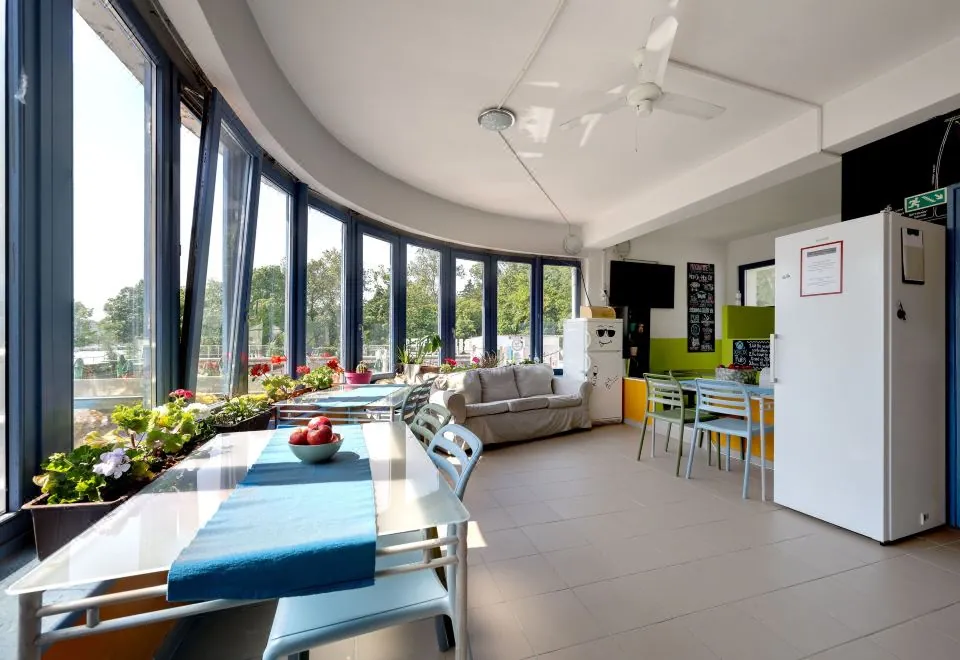 Island Hostel Budapest