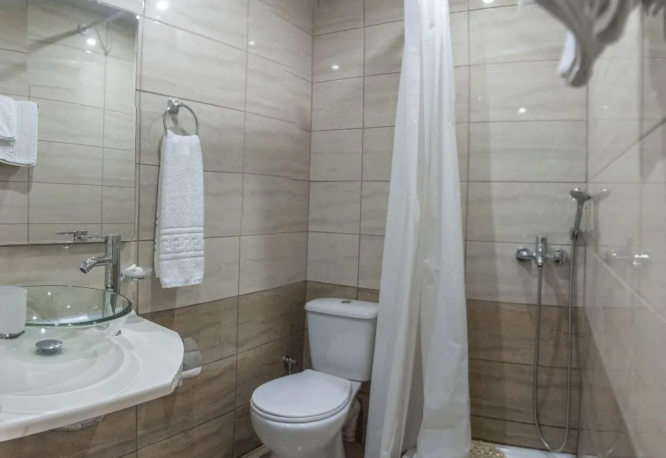 Elikon Hotel
