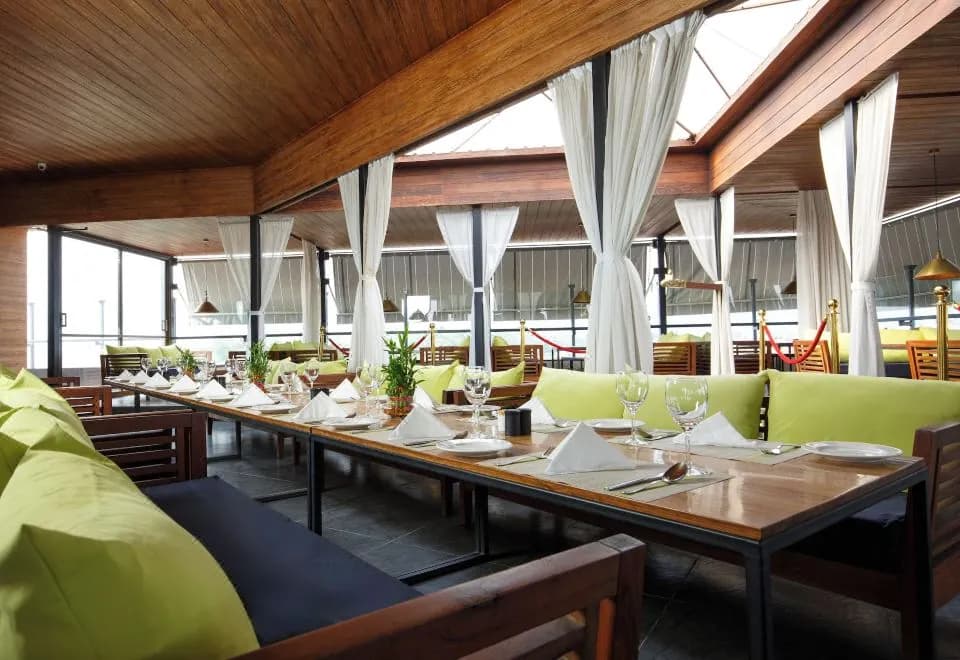 Hotel Ambassador by ACE Hotels