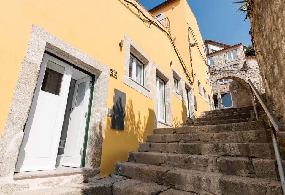 Arco Apartments
