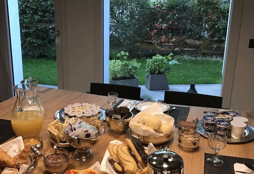 Conti Guest House