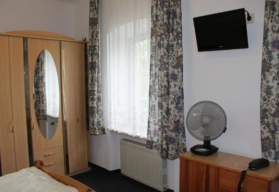 Pension Locarno