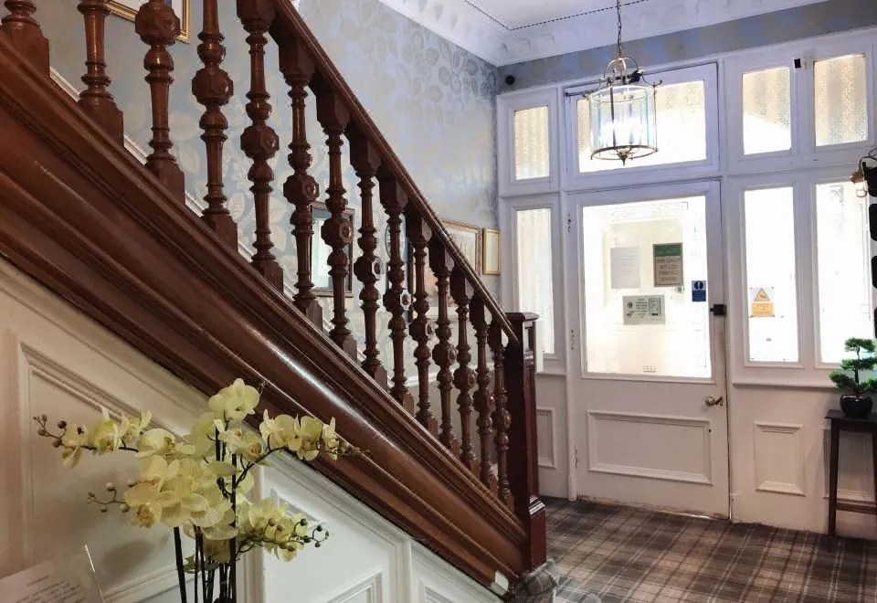 Alexander Guest House